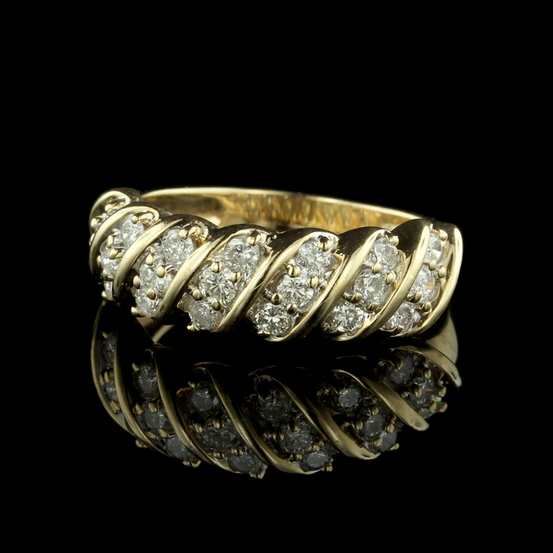 14K Yellow Gold Diamond Band