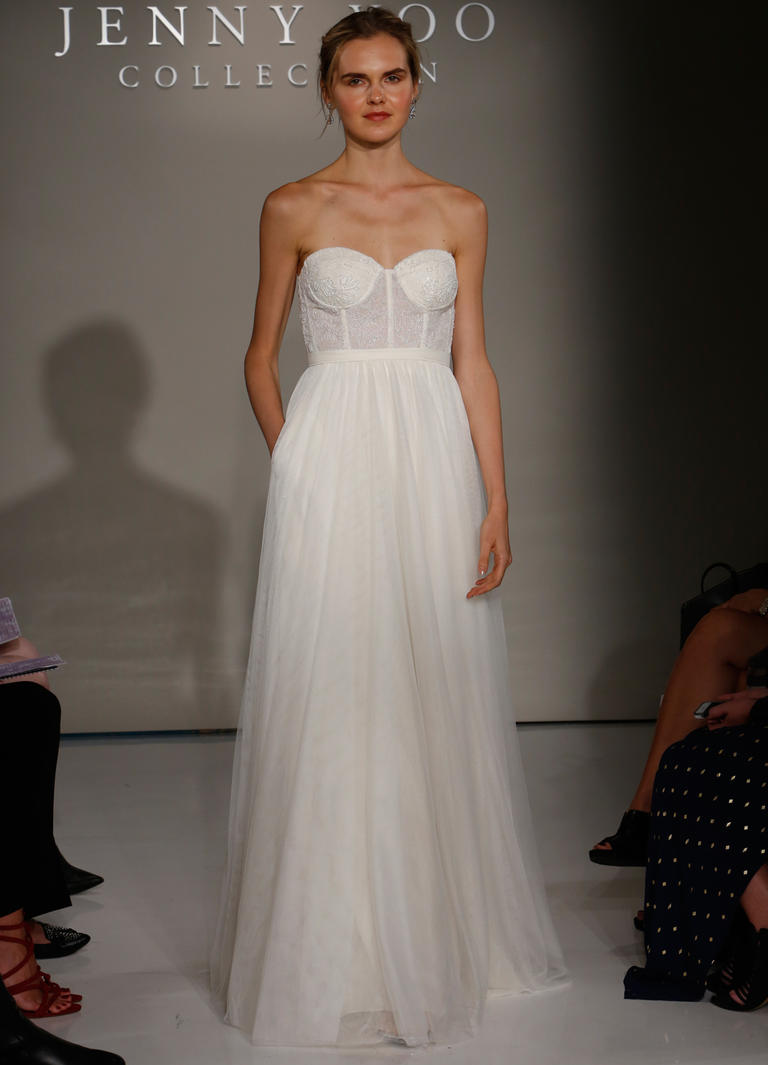 Jenny Yoo Fall 2016 (photo courtesy of The Knot)