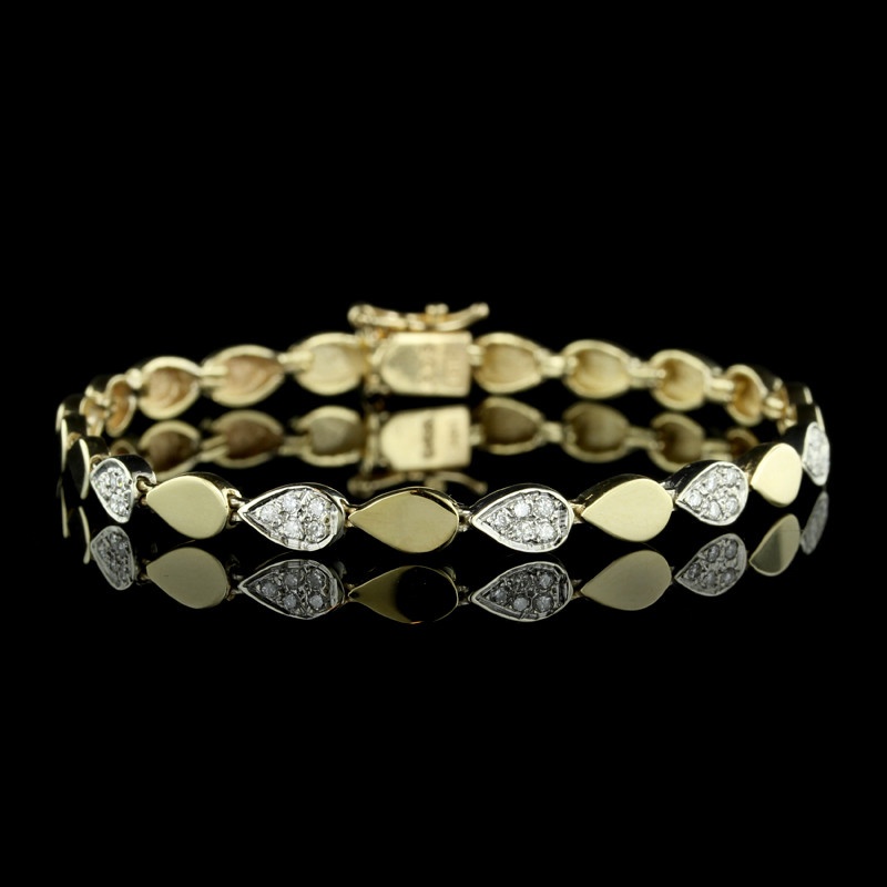 14K two-tone gold and diamond bracelet 