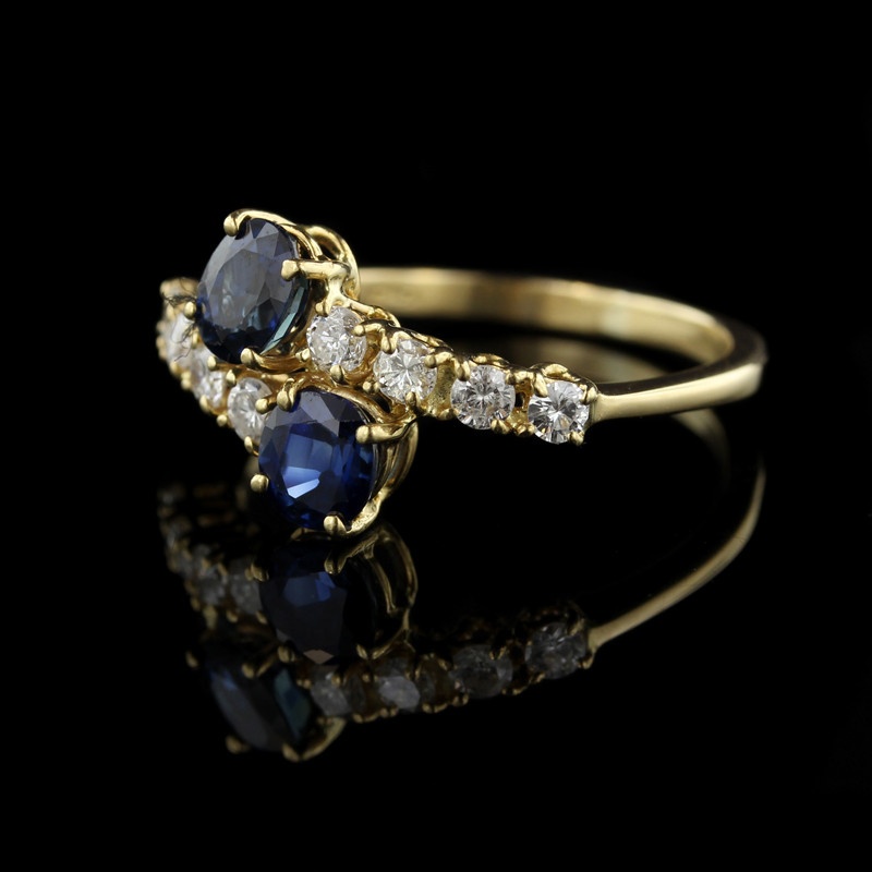 6 Mesmorizing Gold & Sapphire Estate Pieces