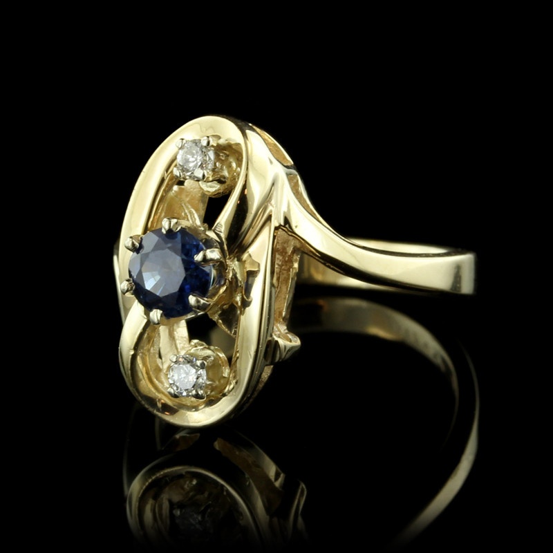 6 Mesmorizing Gold & Sapphire Estate Pieces