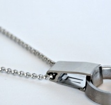 5 Ways To Make Sure You NEVER Lose Your Engagement Ring