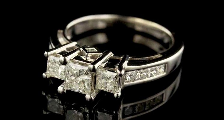 8 Beautiful Vintage Diamond Engagement Rings Under $3,000